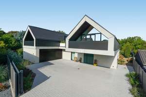 Exklusive Architektenvilla am Rheindamm – Wohnen auf höchstem Niveau – Die vollständige Adresse der Immobilie erhältst du vom Anbieter., 40668 Meerbusch – Vorschaubild 32