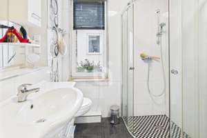 Property thumbnail 12