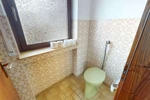 Großzügiger Bungalow mit viel Platz & Garten – Wohnen in idyllischer Lage, Waldbronn-Busenbach – Die vollständige Adresse der Immobilie erhältst du vom Anbieter., 76337 Waldbronn – Vorschaubild 6