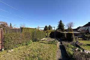 Attraktive Gelegenheit in Wolfen: Reihenmittelhaus mit gepflegtem Garten, Terrasse & Ausbaureserve – Reudener Straße 25a, 6766 Bitterfeld-Wolfen – Vorschaubild 51