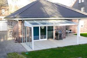 Essen, Bungalow, 5 Zi., 126m² Wfl., 760m² Grst., Energie A+, Doppel-Carport+Grg.+5 Stellpl. – Die vollständige Adresse der Immobilie erhältst du vom Anbieter., 45139 Frillendorf, Essen – Vorschaubild 1