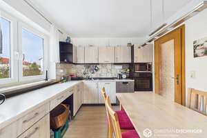 Möblierte 3,5-Zimmer-Wohnung mit Terrasse, Garten und Garage in Regensburg-Graß – Die vollständige Adresse der Immobilie erhältst du vom Anbieter., 93053 Oberisling-Graß, Regensburg – Vorschaubild 7