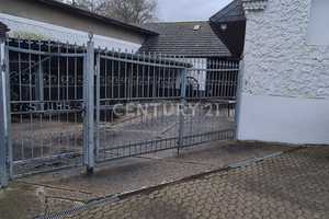 Historisches Anwesen mit 9 Wohnungen, Reithalle, Pferdeboxen & Garagen – Euskirchen (Kreis) – Vorschaubild 22