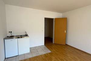 1- Zimmer Studentenapartment mit Kochnische in zentraler Lege – Kirberichshofer Weg 7, 52066 Adalbertsteinweg, Aachen – Vorschaubild 2