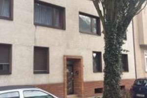 Klasse 2,5-Zimmer-Wohnung mit Balkon!