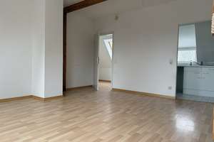 teilmodernisierte Maisonette-Wohnung mit 2 Zimmern in Kiel-Elmschenhagen – Weinberg 8b, 24147 Elmschenhagen, Kiel – Vorschaubild 4
