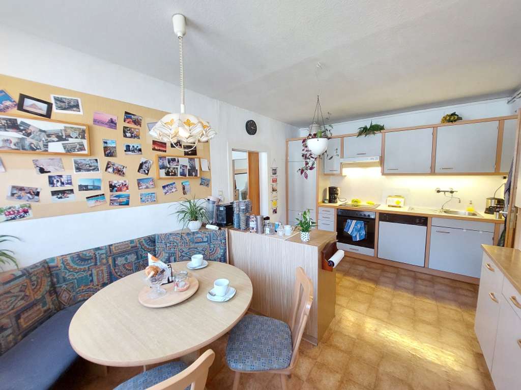 Immobilie in Dransfeld - Dransfeld: Bezugsfreies Mehrfamilienhaus mit 3 Wohneinheiten für Eigenbedarf und Kapitalanlage - Bild 3