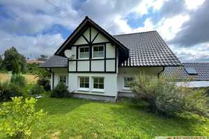 Einfamilienhaus in Erndtebrück - Zinse zu vermieten. – Siegen-Wittgenstein (Kreis) – Vorschaubild 1