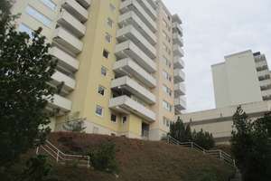 3 bis 4 Zimmer mit Balkon, 2. OG m. Aufzug, Hemer, Unter dem Asenberg 3 – Unter dem Asenberg 3, 58675 Hemer – Vorschaubild 2