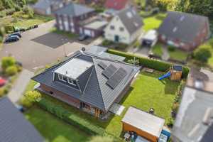 Exklusiver Walmdachbungalow – Stilvolles Familienwohnen auf höchstem energetischen Niveau – Herzogtum Lauenburg (Kreis) – Vorschaubild 24
