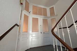 Altbaucharme trifft Wohnkomfort – Stilvolle 4-Zimmer-Wohnung mit Balkon, Einbauküche und Stellplatz – 60435 Eckenheim, Frankfurt am Main – Vorschaubild 6