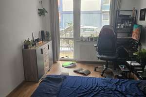 2-Zimmer Erdgeschosswohnung mit Balkon und ausgestattete Küche in Milbertshofen – Neustifter Straße 23, 80807 Milbertshofen, München – Vorschaubild 1