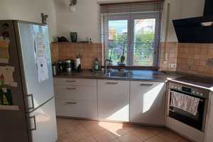 Haus mit zwei Wohneinheiten und Doppelgarage in ruhiger und bevorzugter Ortsrandlage – Kelheim (Kreis) – Vorschaubild 7