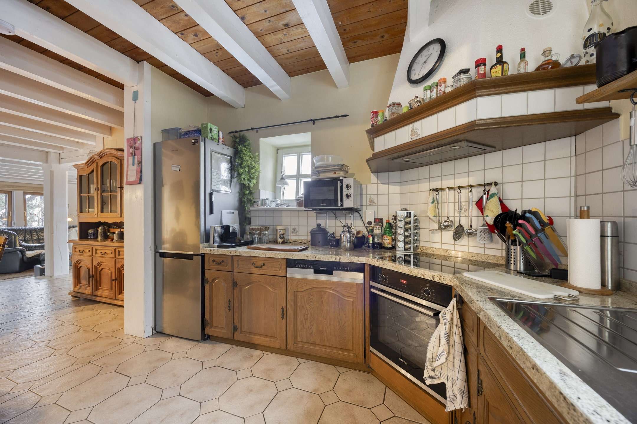 Immobilie in Kirchen (Sieg) - Seltenes Schmuckstück * Wohnen mit Geschichte und Komfort am Fuße der Freusburg * mit großer Scheune - Bild 9