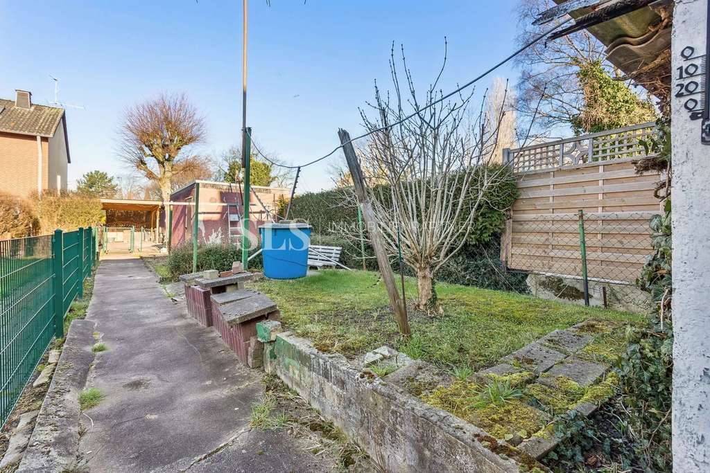 Immobilie in Waltrop - Reihenmittelhaus mit großem Entwicklungspotenzial in ruhiger Wohnlage - Bild 2