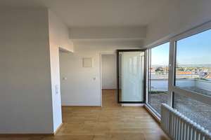 Penthouse-Wohnung mit gr. Balkon & Weitblick mitten in Degerloch  – Felix-Dahn-Straße 9d, 70597 Degerloch (Ortsteil), Stuttgart – Vorschaubild 3