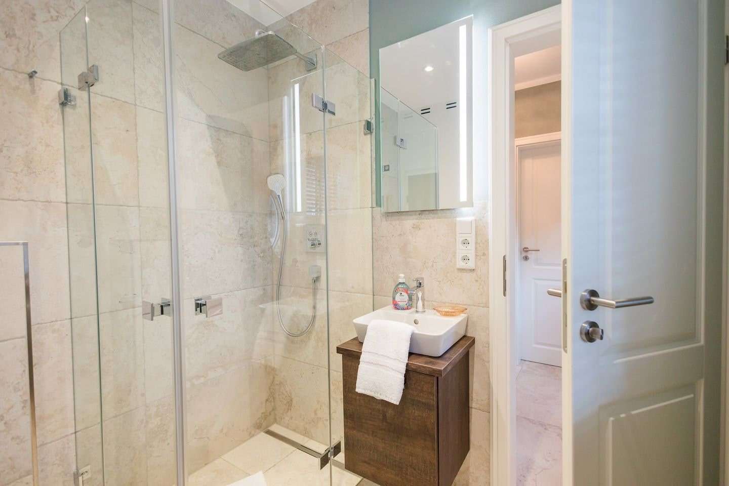 Immobilie in Oevenum - Doppelhaus mit einer genehmigten Ferienwohnung - Bild 8