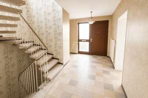 Charmantes Einfamilienhaus zum Sanieren -  DHH mit großzügigem Grundstück, sonnigem Garten und viel  – Die vollständige Adresse der Immobilie erhältst du vom Anbieter., 68219 Rheinau, Mannheim – Vorschaubild 17