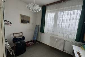 Traumhafter Blick - 4 Zimmer mit ca. 89 m² und Balkon – Die vollständige Adresse der Immobilie erhältst du vom Anbieter., 70437 Rot, Stuttgart – Vorschaubild 13