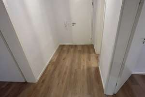 Wohnung mit eigenem Garten und Stellplatz in Allach – Löfflerstraße 17, 80999 Untermenzing, München – Vorschaubild 3