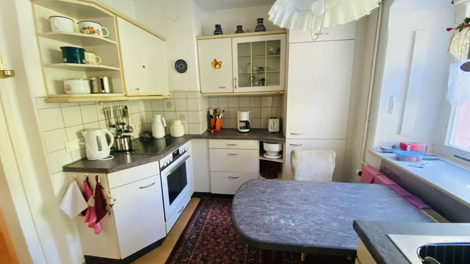 Immobilie in Panschwitz-Kuckau - Panćicy-Kukow - Historisches Familienhaus am Klosterwasser mit Balkon und Gartenfreude - Bild 1