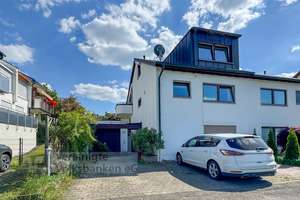 Tolles Haus mit toller Aussicht – Die vollständige Adresse der Immobilie erhältst du vom Anbieter., 72585 Riederich – Vorschaubild 3