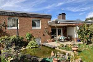 Bungalow mit besonderer Architektur, Gartenidylle und Erbpachtvorteil in ruhiger Lage DO.Höchsten