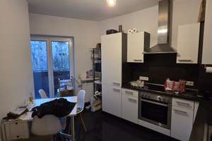 Gepflegte 2-Zimmer Wohnung mit Balkon in Köln-Neuehrenfeld – Lenauplatz 5, 50825 Neuehrenfeld, Köln – Vorschaubild 2