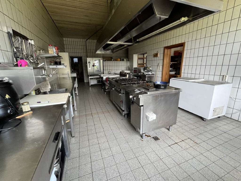 Immobilie in Haidmühle - Wohnen und Arbeiten unter einem Dach oder Gastro/Büro/Kanzlei/Praxis/uvm... - Bild 2