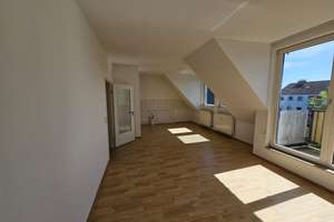 Sonnige Dachgeschosswohnung – 44225 Barop, Dortmund – Vorschaubild 2