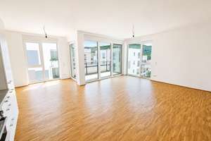 Attraktive 4-Zimmerwohnung mit Balkon und EBK