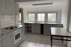 Viel Platz für den Alltag: 4-Zimmer-Wohnung in Ellwangen – Philipp-Jeningen-Platz 2/1, 73479 Ellwangen (Jagst) – Vorschaubild 2