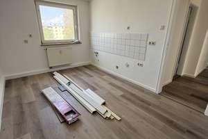 schöne 2-Zi.-Whg. mit Balkon *  ruhige Lage * 52 m² – Feselenstr. 26, 85053 Südost, Ingolstadt – Vorschaubild 4