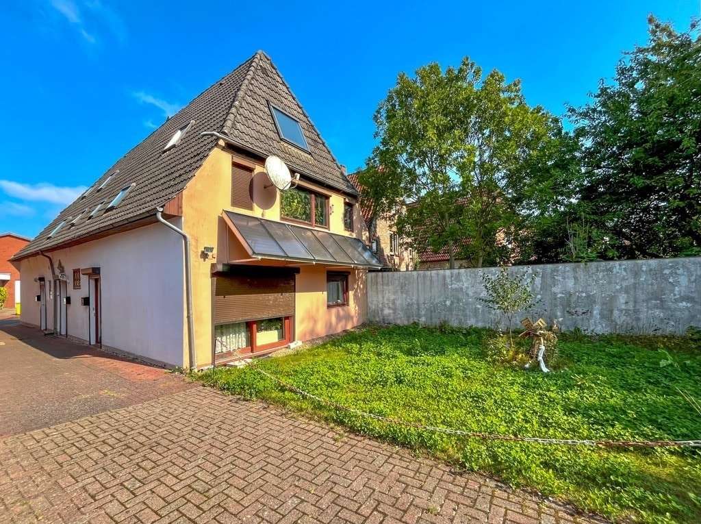 Kapitalanlage! Wohnhaus mit 3 Wohneinheiten nahe dem Tönninger Hafen, Nordfriesland Kreis – Bild 3