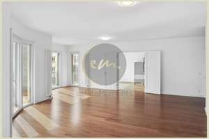 Zentral, großzügig und modern: Etagenwohnung mit Aufzugsanbindung und Tiefgaragenstellplatz – Die vollständige Adresse der Immobilie erhältst du vom Anbieter., 10785 Tiergarten, Berlin – Vorschaubild 2