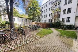 Stilvoll wohnen oder clever investieren – gemütliche 3-Raum-Altbauwohnung mit Balkon in Zentrumsnähe – Die vollständige Adresse der Immobilie erhältst du vom Anbieter., 4317 Reudnitz-Thonberg, Leipzig – Vorschaubild 2