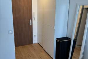 Stilvolle 1-Zimmer-Wohnung mit gehobener Innenausstattung mit Balkon und EBK in München Berg am Laim – 81673 Echarding, München – Vorschaubild 19