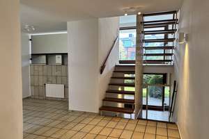 Familienfreundliches Reihenmittelhaus in bester Lage Schwachhausens – Die vollständige Adresse der Immobilie erhältst du vom Anbieter., 28211 Radio Bremen, Bremen – Vorschaubild 2