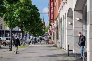 Wohnen ohne Kompromisse: 4-Zimmer-Wohnung mit zwei Bädern, Balkon zum ruhigen Innenhof und Aufzug – Holteistraße 5a, 10245 Friedrichshain, Berlin – Vorschaubild 6
