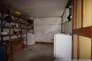 kleines Haus mit sonnigen Garten, Garage , 2 Carports, Werkstatt und Waldstück – Wölfiser Str. 40, 99885 Luisenthal – Vorschaubild 14
