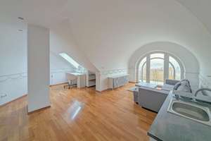 Stilvolle Villa auf Traumgrundstück und zusätzlichem Bungalow – Die vollständige Adresse der Immobilie erhältst du vom Anbieter., 67590 Monsheim – Vorschaubild 12