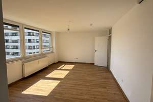 Stilvolle, 2-Zimmer-Wohnung mit Balkon und Einbauküche in Nürnberg – Die vollständige Adresse der Immobilie erhältst du vom Anbieter., 90402 Tullnau, Nürnberg – Vorschaubild 6