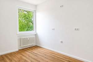 Frisch sanierte 2-Zimmer Wohnung mit traumhaftem Wohn-Essbereich! – 44135 Kaiserbrunnen, Dortmund – Vorschaubild 7