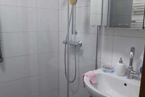 Wohnen mit Charakter: Kompaktes 1,5-Zimmer-Apartment in Duisburg-Röttgersbach – Frundsbergstr. 17, 47169 Wehofen, Duisburg – Vorschaubild 4