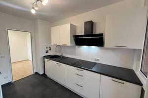 Helle 3 Zimmerwohnung in Köln Dellbrück mit Blick ins Grüne – Kalkweg 2, 51069 Dellbrück, Köln – Vorschaubild 3