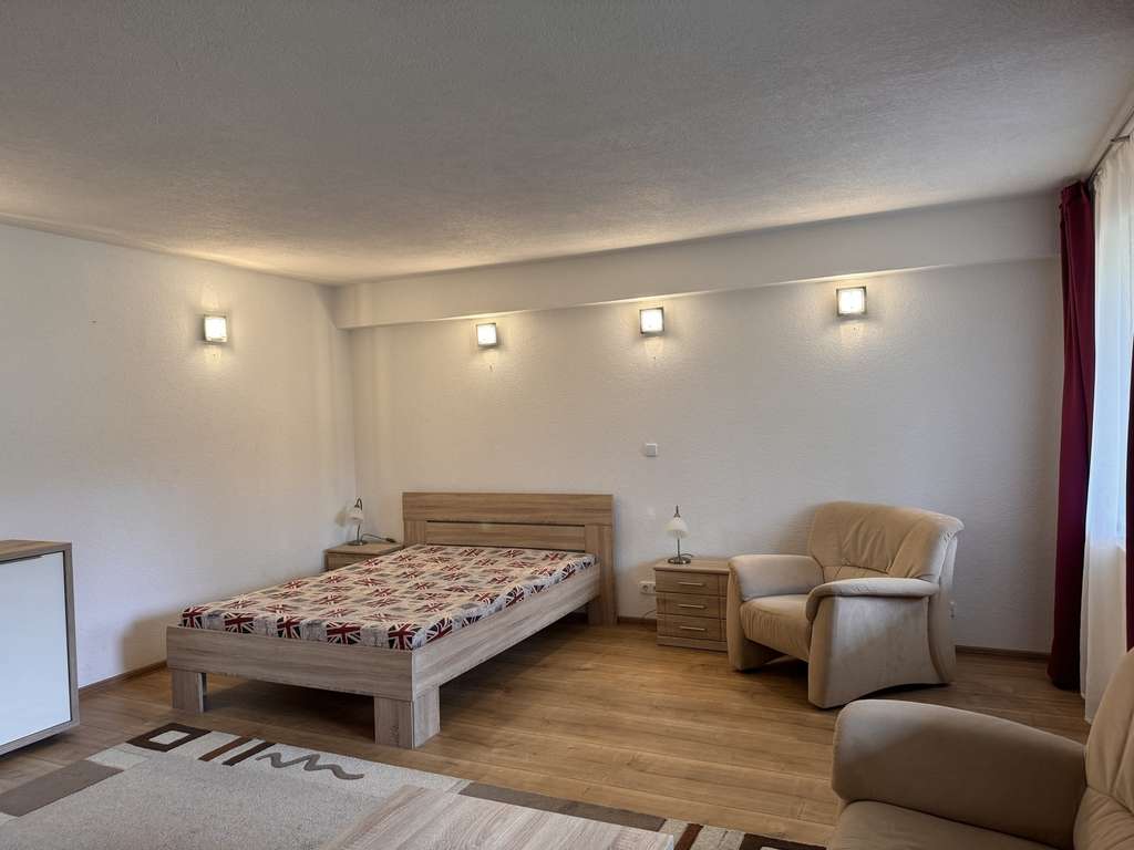 Immobilie in Baden-Baden - Gepflegte Souterrainwohnung in ruhiger Lage – ideal für Kapitalanleger oder Pendler - Bild 1