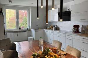 Lichtdurchflutetes Raumwunder: Modernisiert, Top-Grundriss & gemütlicher Kamin