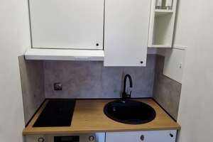 1-Zimmer-Wohnung: frisch renoviert, elegant möbliert mit Balkon und Stellplatz – Die vollständige Adresse der Immobilie erhältst du vom Anbieter., 91058 Schönfeld, Erlangen – Vorschaubild 6