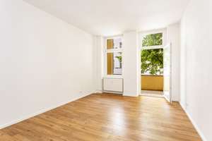 Bezugsfrei & frisch renoviert: lichtdurchfluteter 3-Zimmer-Altbau mit Loggia & Balkon in Neukölln – Kienitzer Straße 7, 12053 Neukölln (Ortsteil), Berlin – Vorschaubild 7