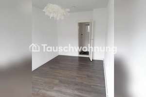 Tauschwohnung: Helle Wohnung 2.5 Zimmer+Keller zentrale, ruhige Lage